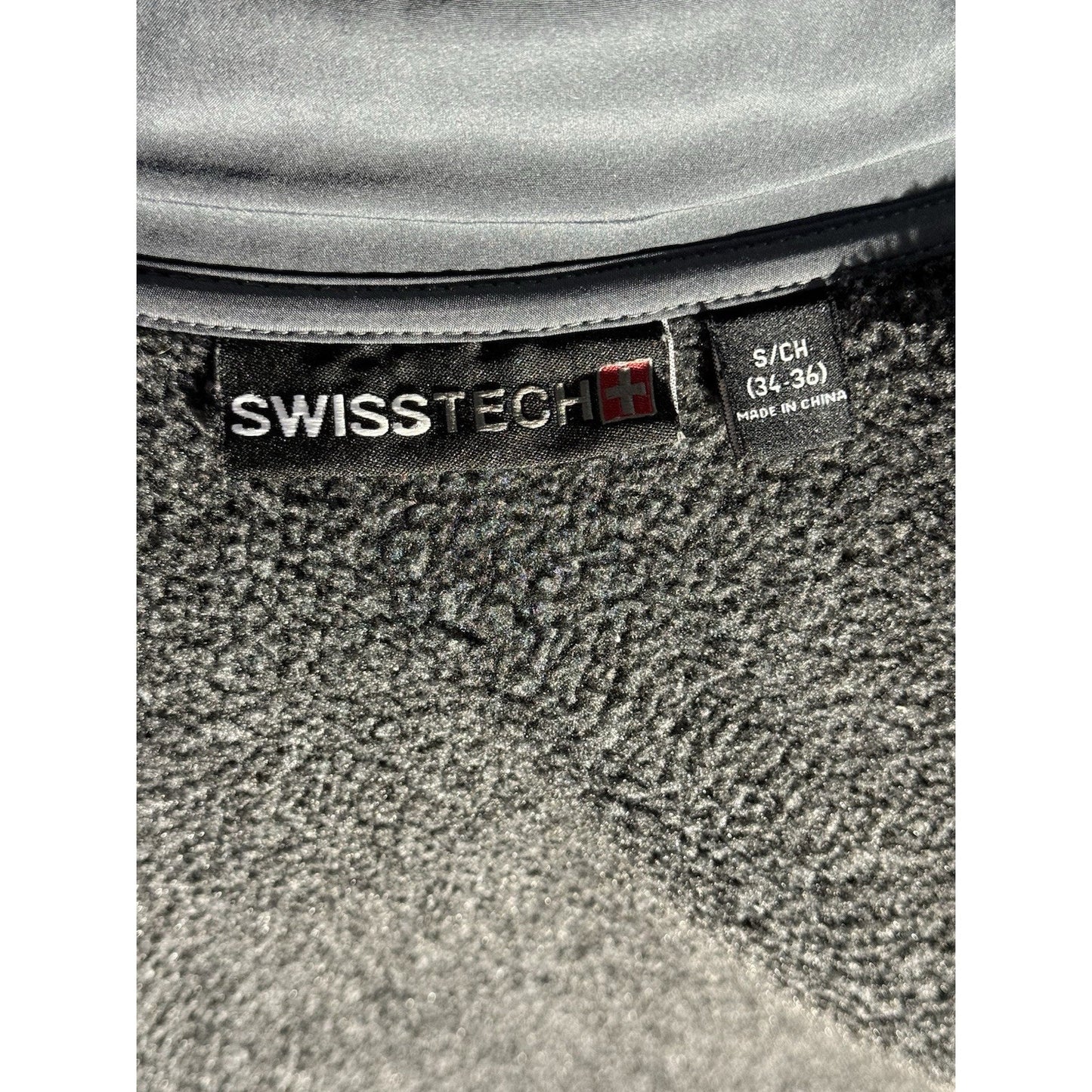 SwissTech Full Zip Fleece Jacket Men’s Small Charcoal Gray Red Trim Pocket