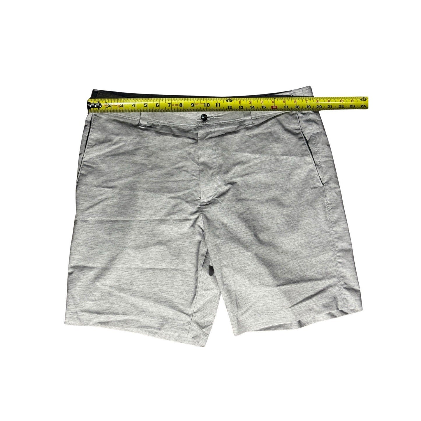 Callaway Men’s Golf Shorts Gray Size 38 Stretch Lightweight Performance Chino