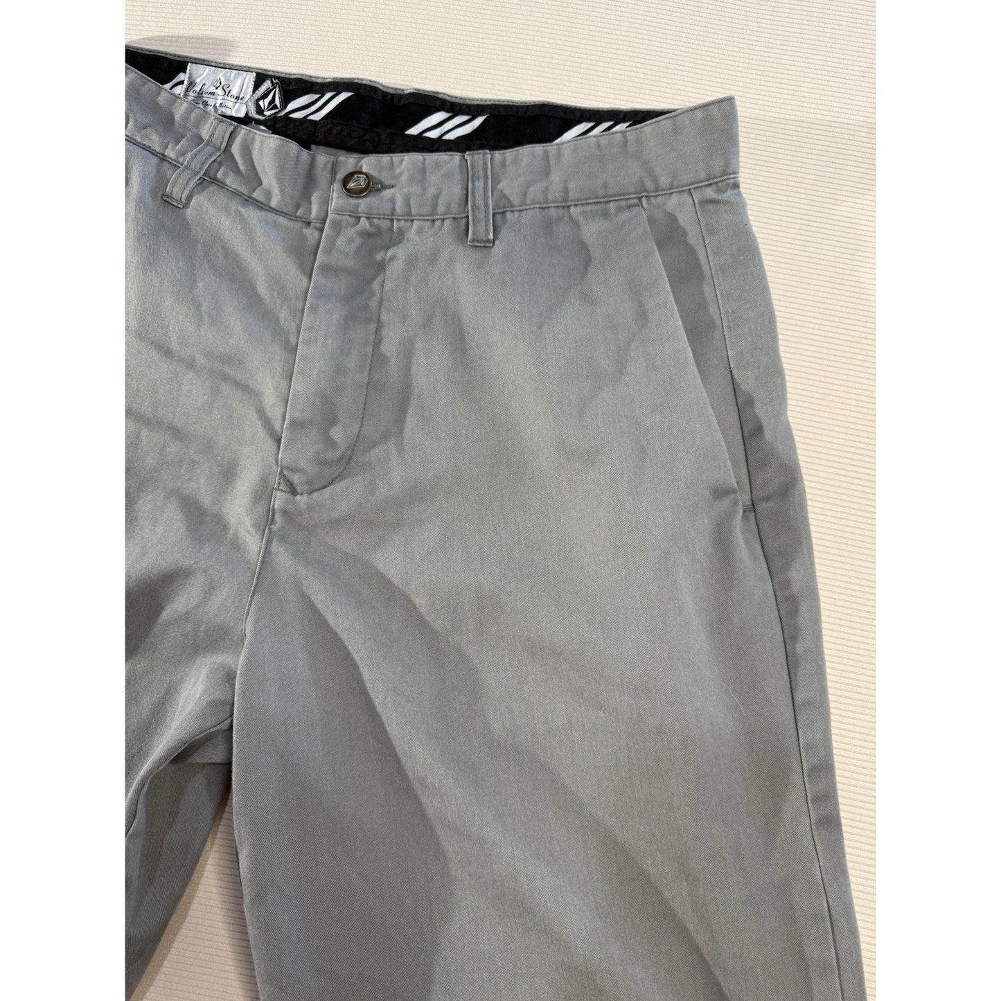 Volcom Stone 34 Gray Corps Class Collection Shorts Flat Front Casual Skate