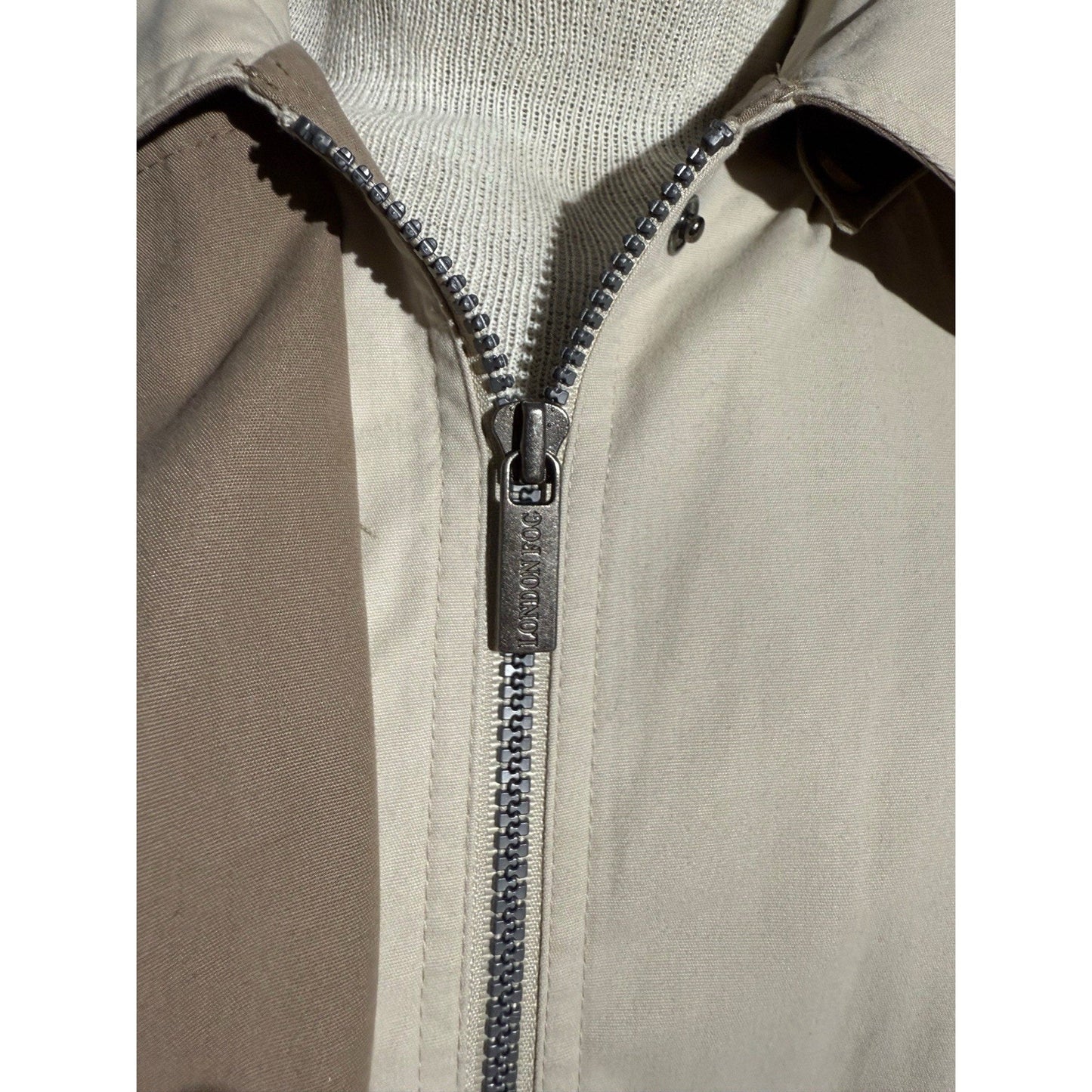 London Fog Men’s XL Limited Edition Trench Coat Beige Tan Hooded Water Resistant