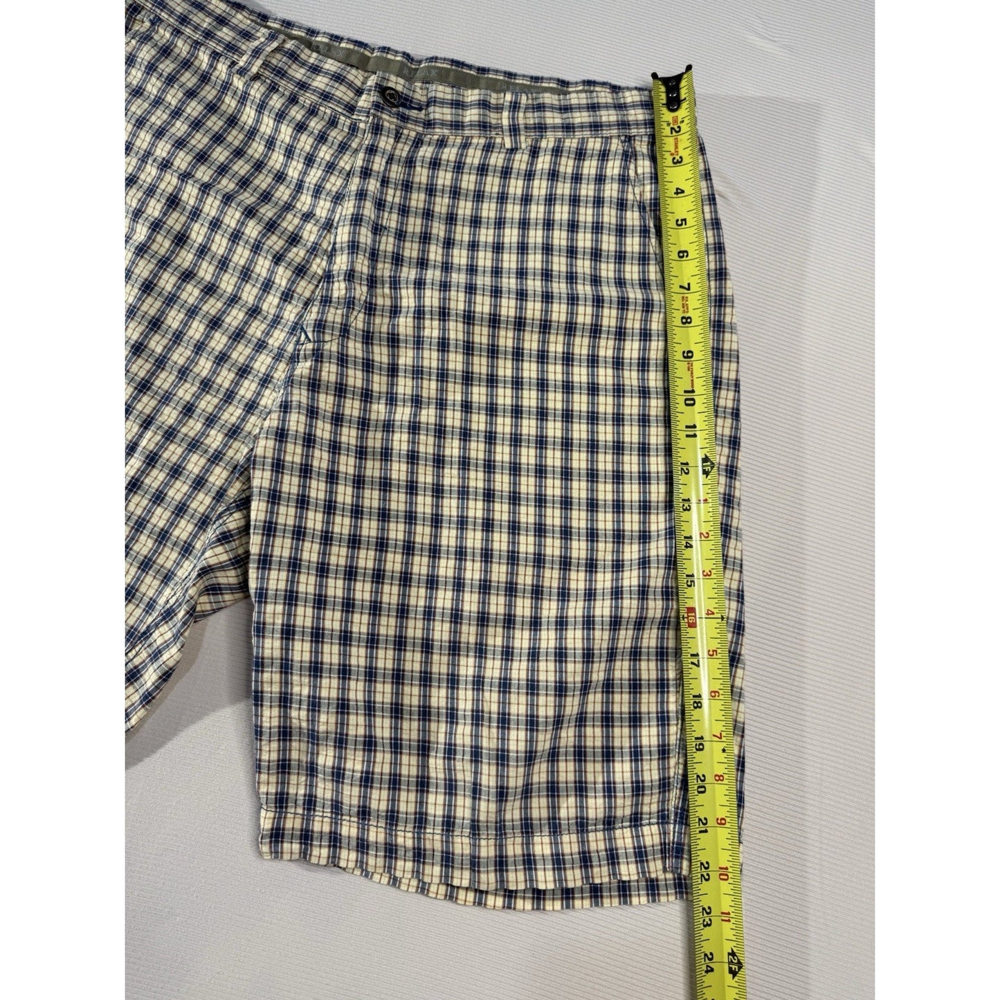 Tommy Bahama Relax 36 Blue Tan Plaid 100% Cotton Shorts Casual Island Wear