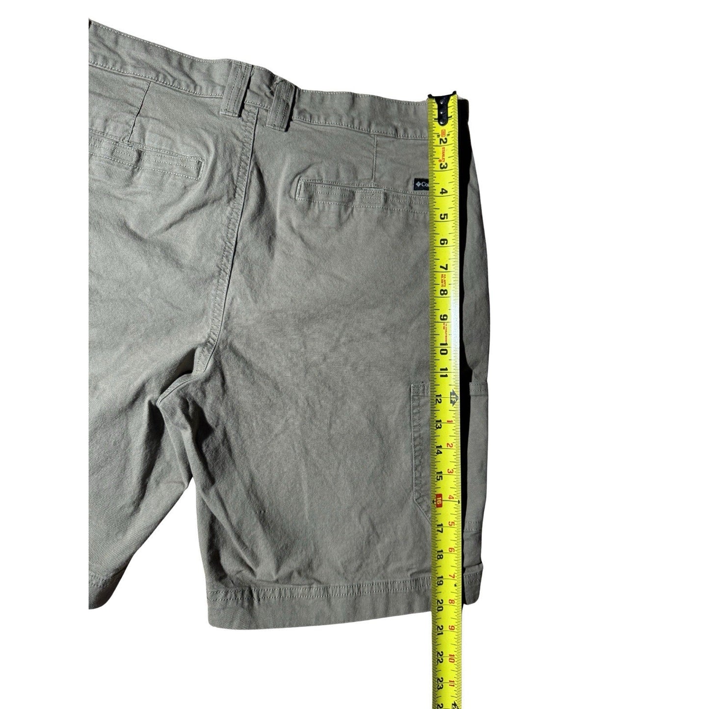 Columbia Men’s Shorts 35W Gray OMNI-SHADE Cotton Stretch Outdoor Hiking Casual