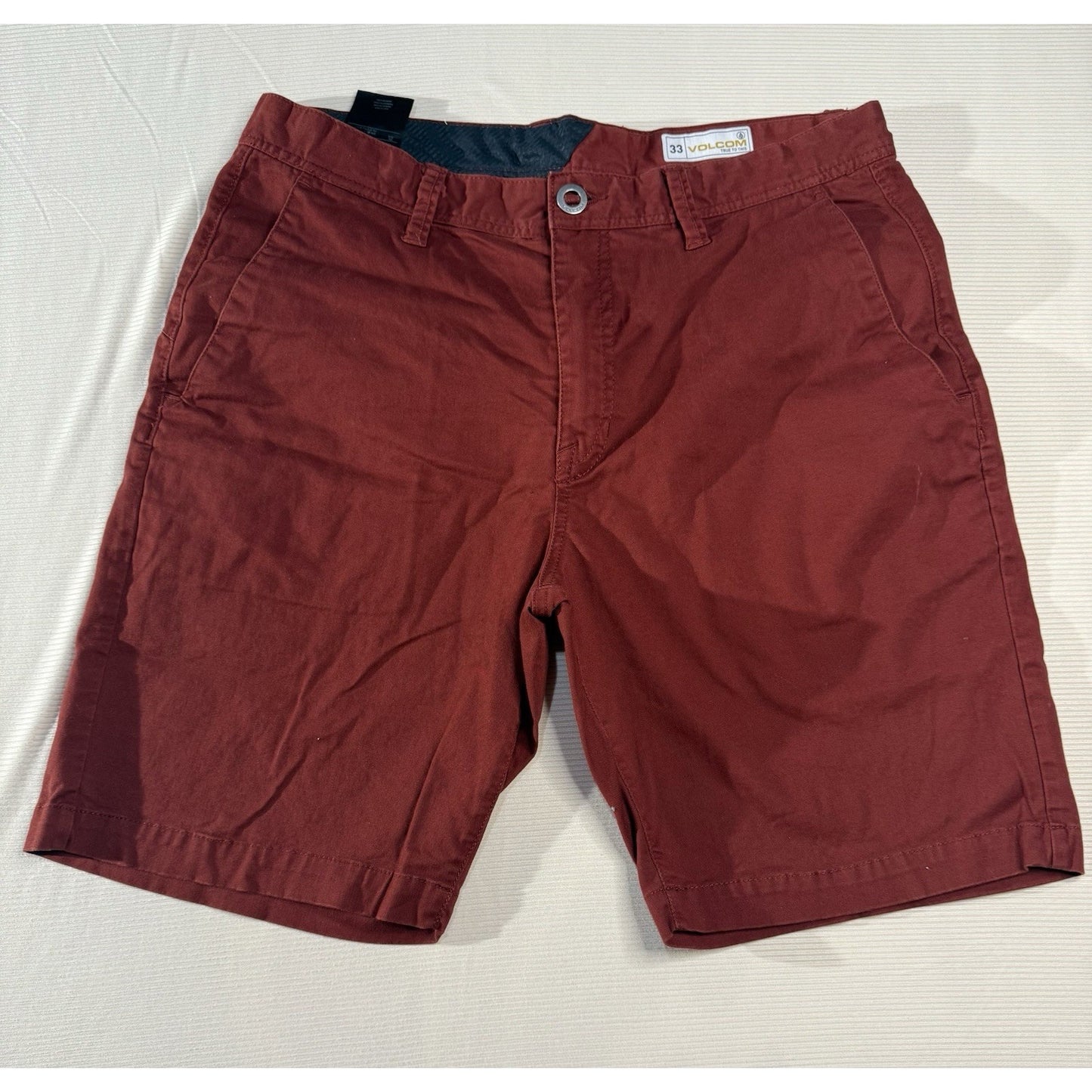 Volcom Men’s 33 Red Cotton Stretch Chino Shorts Casual Summer Skate Surf