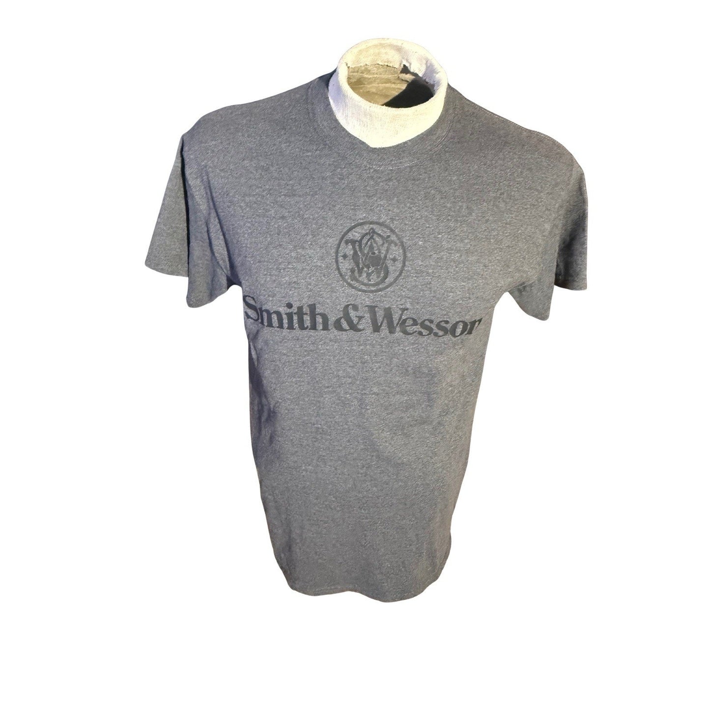 Smith & Wesson Gray Crewneck Sweatshirt Men’s Size M Shirt Casual Logo