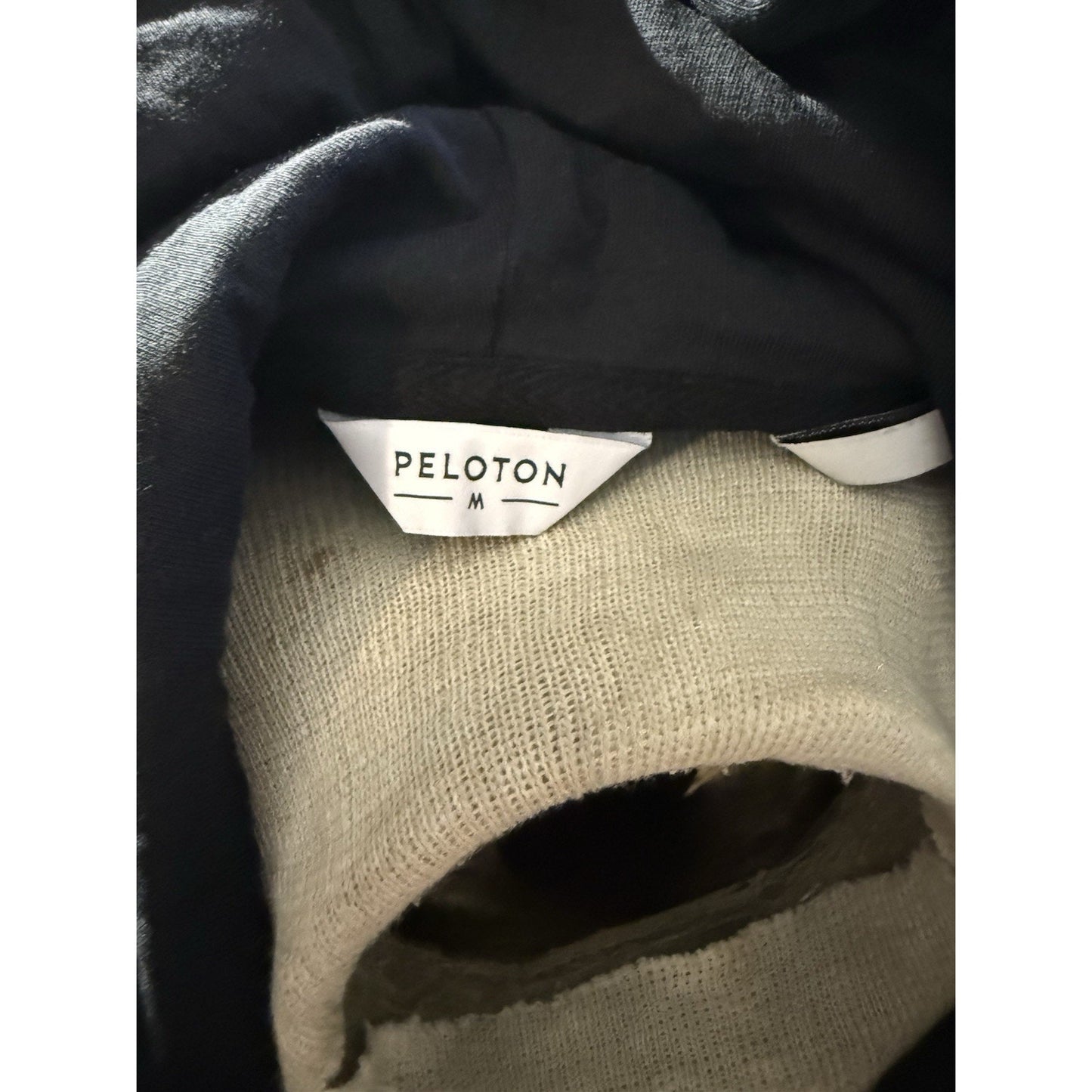 Peloton Women’s Pullover Hoodie Black Medium Logo Sweatshirt