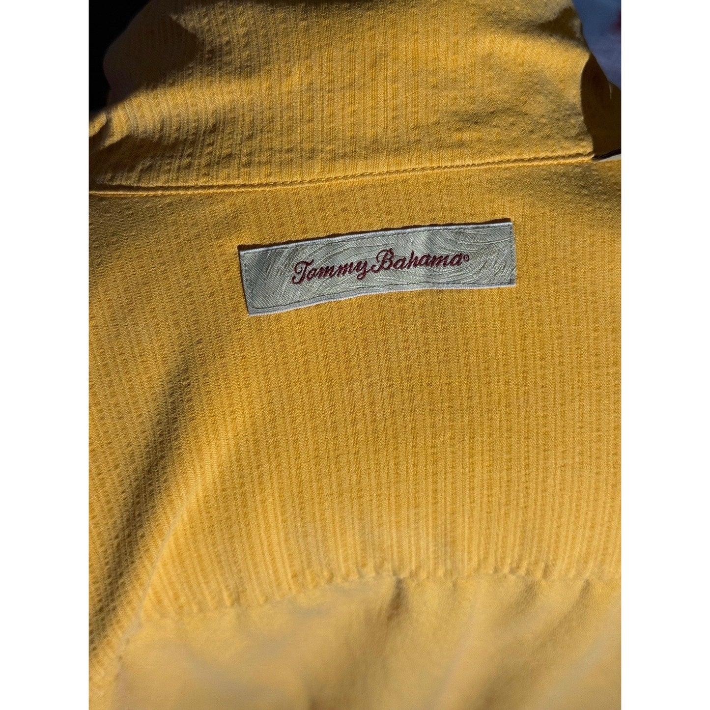 Tommy Bahama Men’s Silk Shirt L Yellow Short Sleeve Button Front Camp Casual