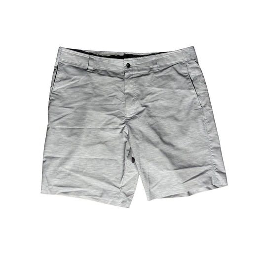 Callaway Men’s Golf Shorts Gray Size 38 Stretch Lightweight Performance Chino