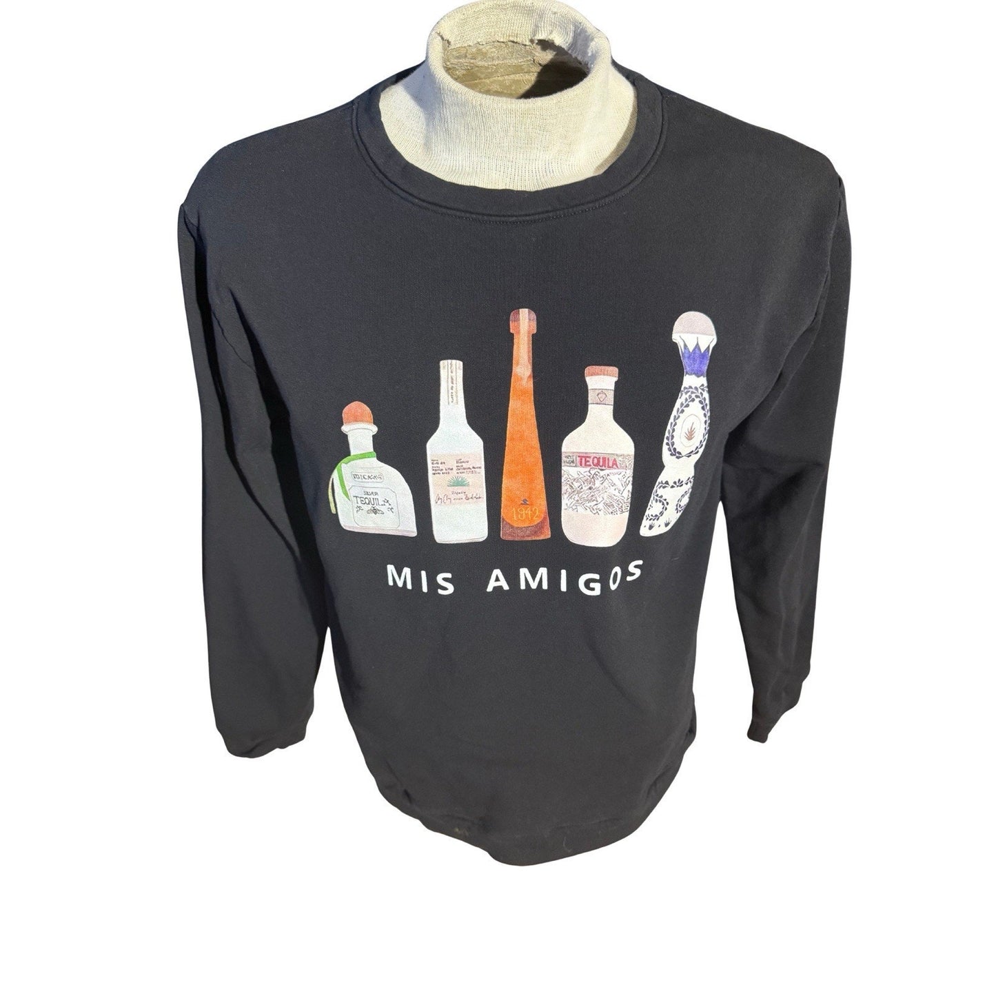Mis Amigos Tequila Bottles Sweatshirt Women’s Large Black Crewneck Pullover