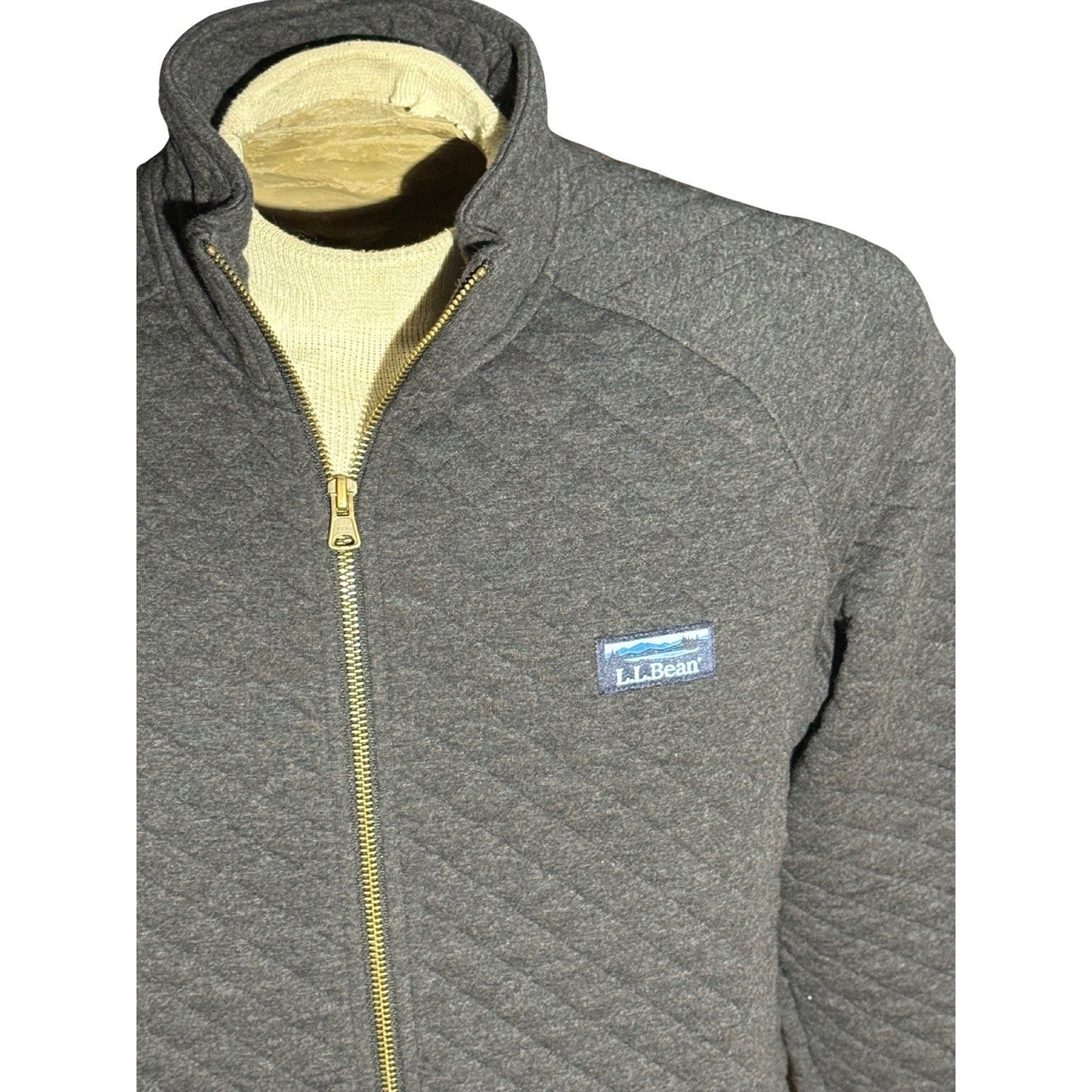 L.L.Bean Men’s Quilted Full Zip Jacket Gray Medium Traditional Fit Made in Peru