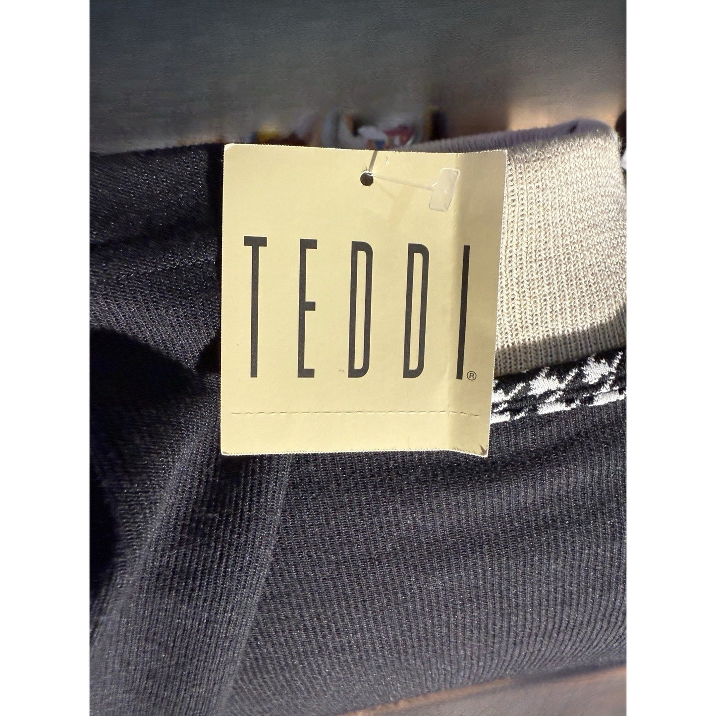 Vintage Teddi Women’s Cardigan Sweater L Black Houndstooth Trim NWT 80s Shoulder