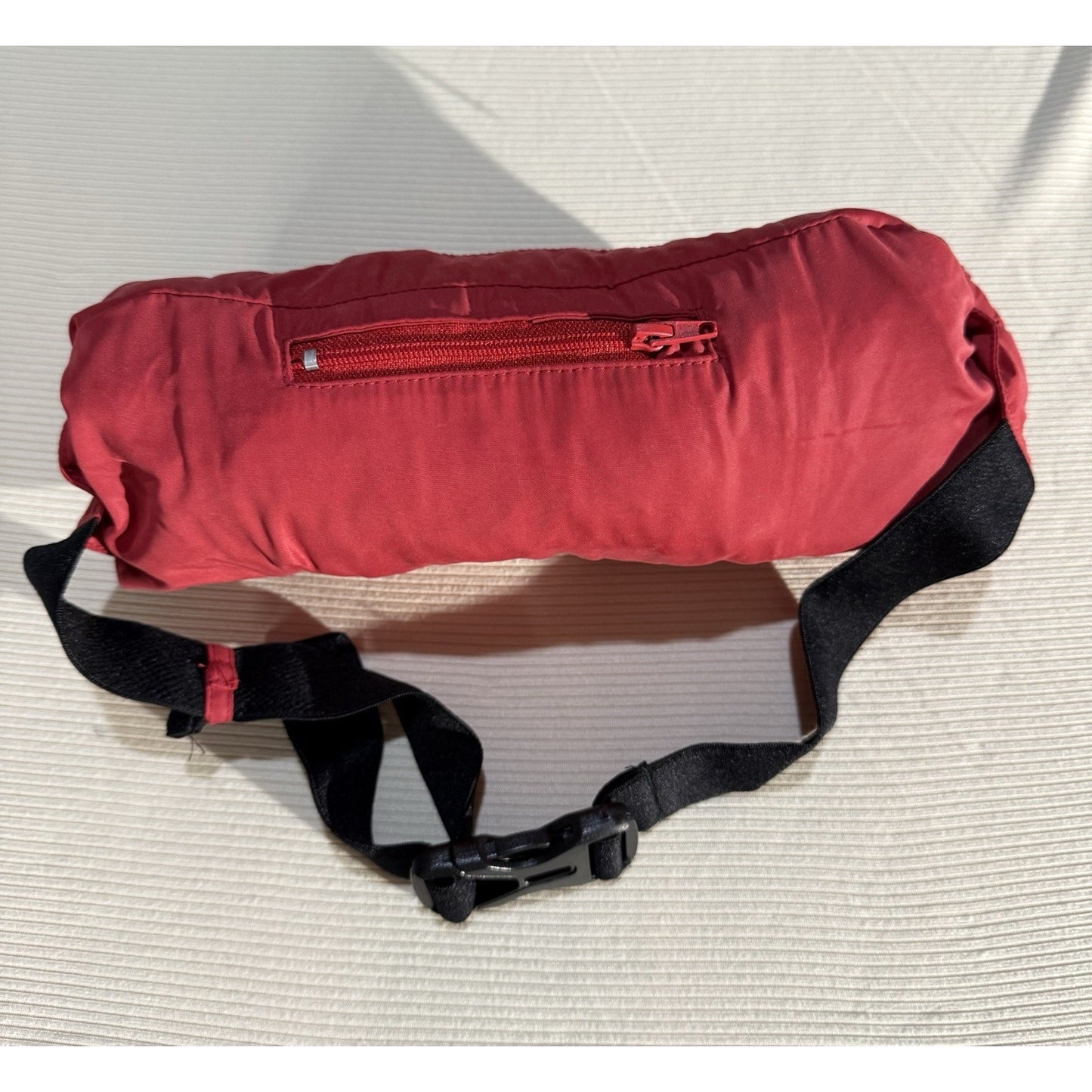 Beardedgoat Packable Windbreaker Jacket Red Lightweight Hooded Men’s Large