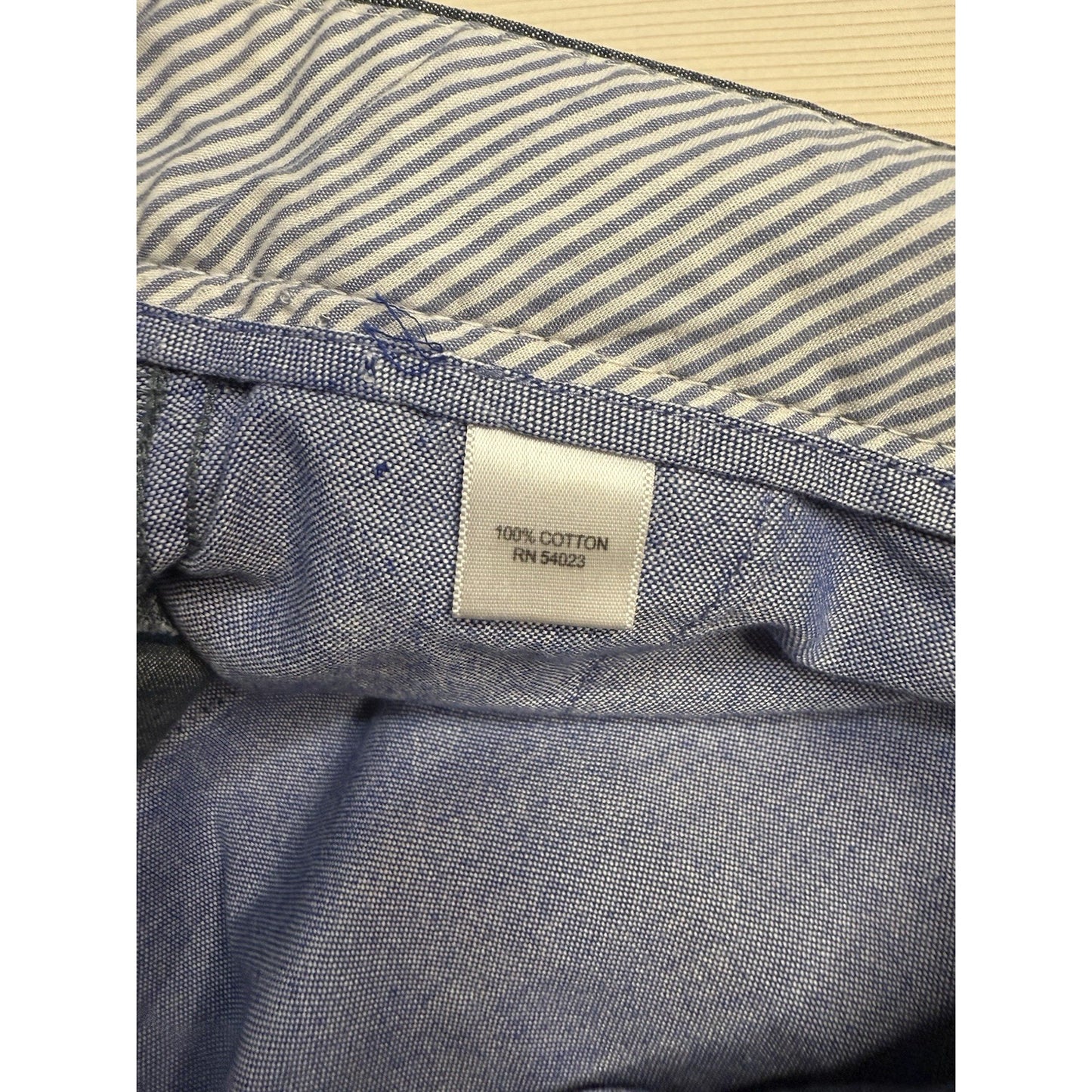 Banana Republic Men’s 34 Blue Chambray Cotton Shorts Casual Summer Classic