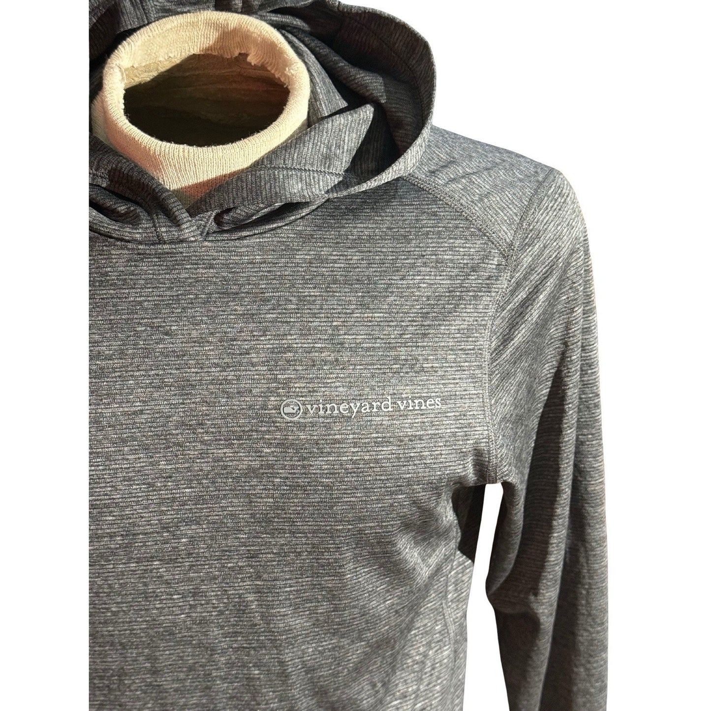 Vineyard VInes Performance Hoodie Mens Small Gray Lightweight Logo Stretch