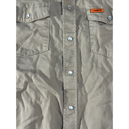Wrangler FR Flame Resistant Work Shirt Men’s L Tall Beige Snap Front HRC2 2112