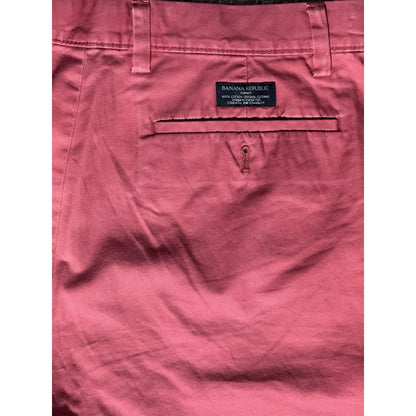 Banana Republic Men’s Gavin Chino Shorts Red 35 Cotton Classic Fit Casual