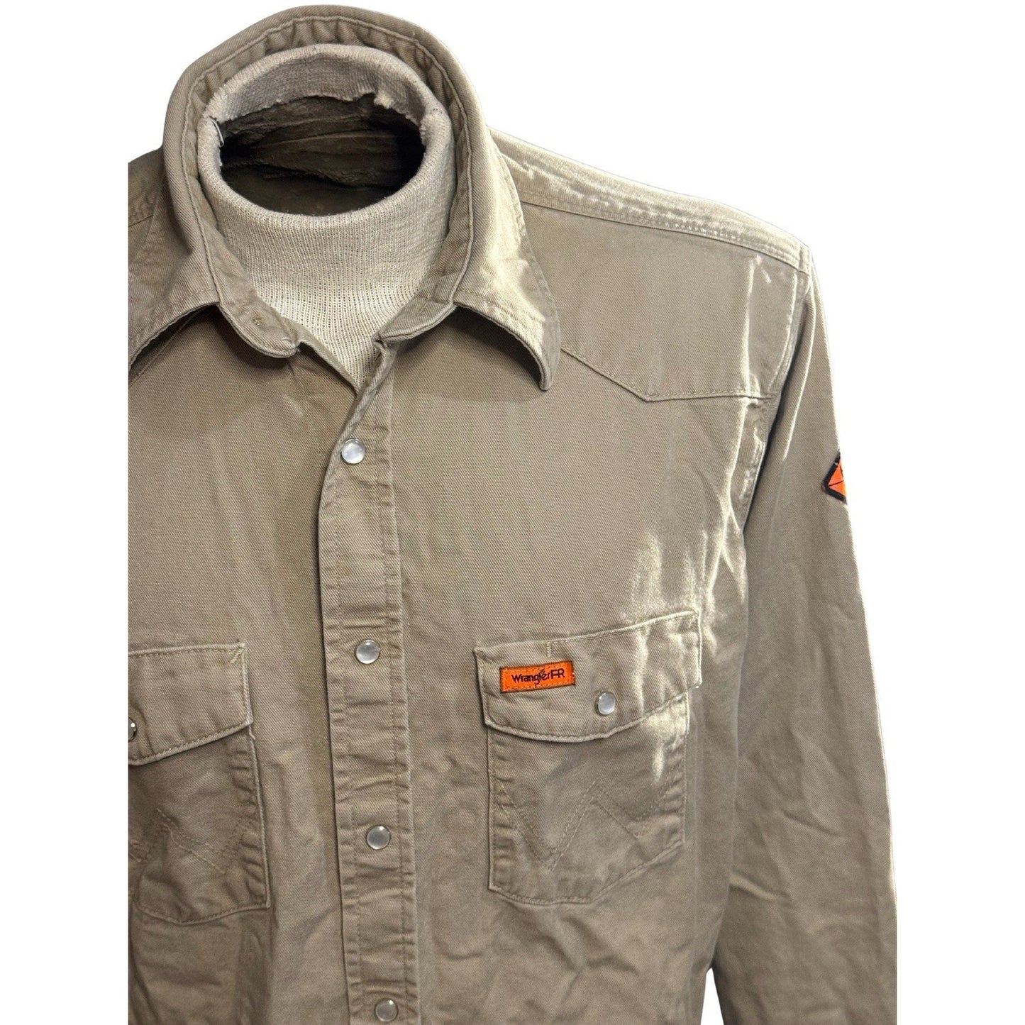 Wrangler FR Flame Resistant Work Shirt Men’s L Tall Beige Snap Front HRC2 2112