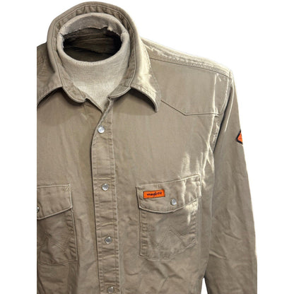 Wrangler FR Flame Resistant Work Shirt Men’s L Tall Beige Snap Front HRC2 2112