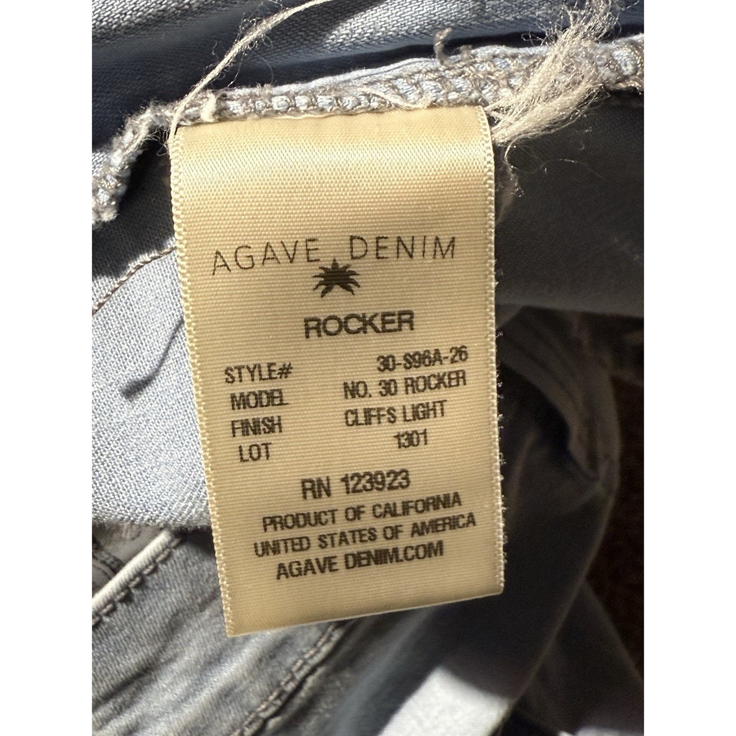 Agave Denim Rocker Jeans Cliffs Light Wash Slim Straight 34x32 USA