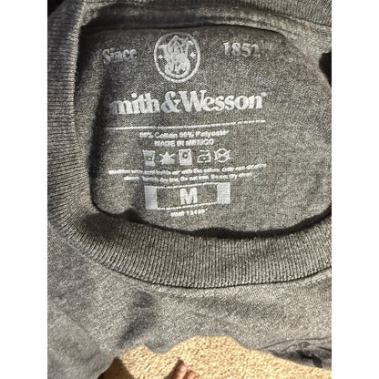 Smith & Wesson Gray Crewneck Sweatshirt Men’s Size M Shirt Casual Logo