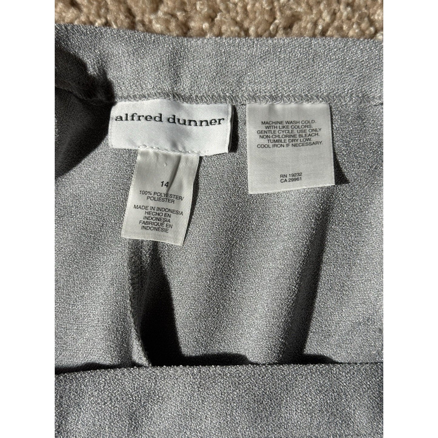 Alfred Dunner Swan Lake Pants Women’s 14P Gray Pull-On Elastic Waist New