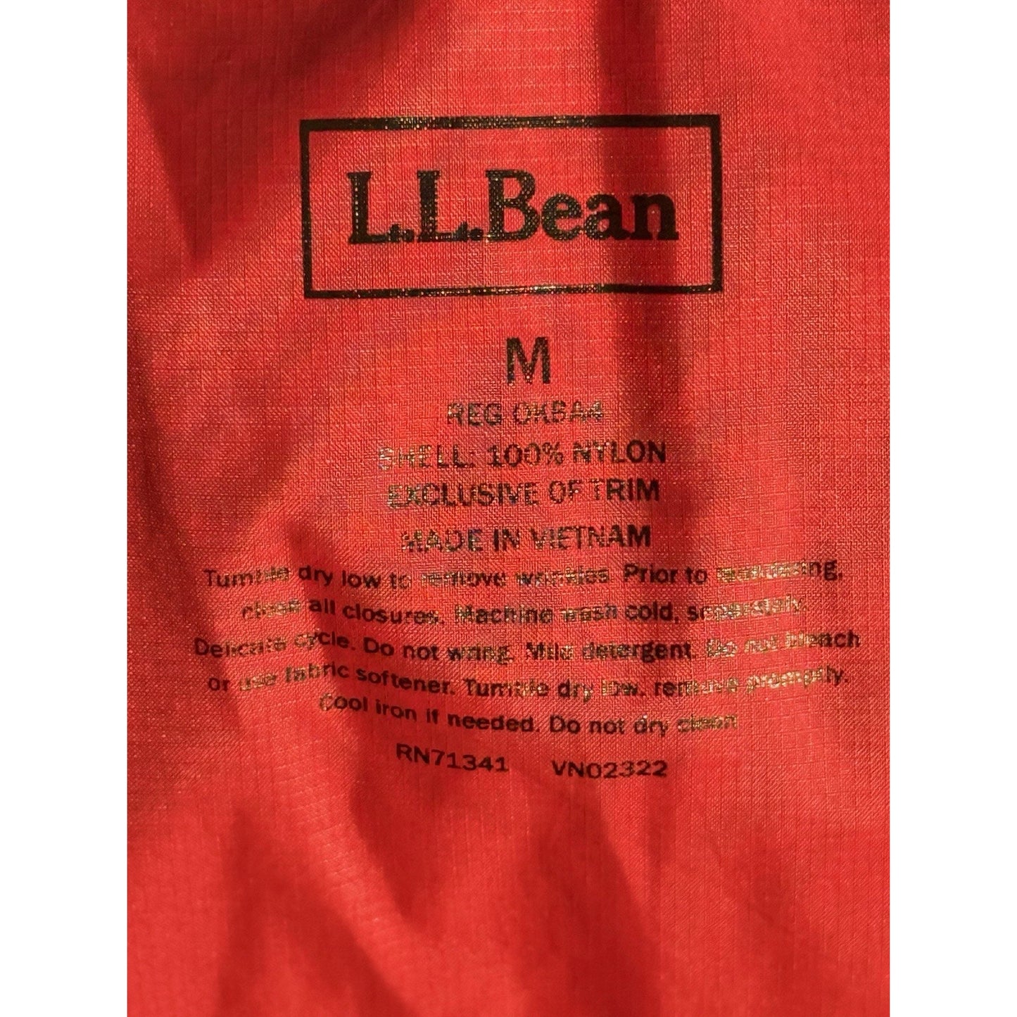 L.L. Bean Nylon Red Hooded Full Zip Raincoat Jacket Windbreaker Size Medium M