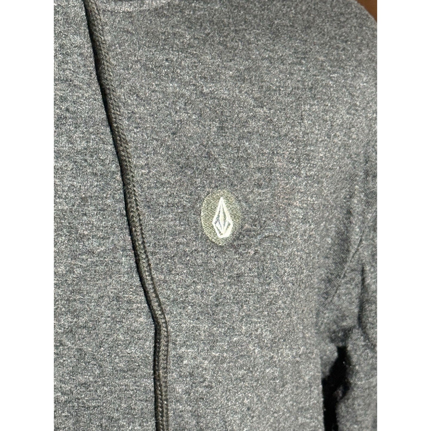 Volcom Men’s Hoodie XL Heather Gray Pullover Sweatshirt Kangaroo Pocket Logo