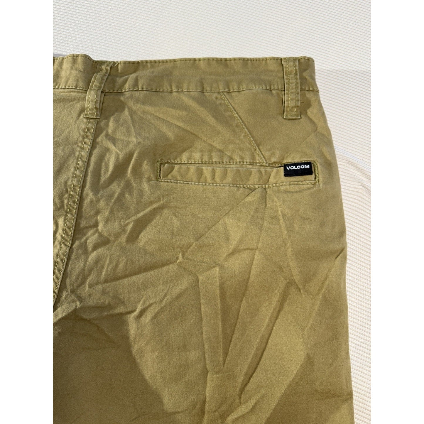 Volcom 31 Khaki Cotton Stretch Shorts Flat Front Casual Skate Surf Chino