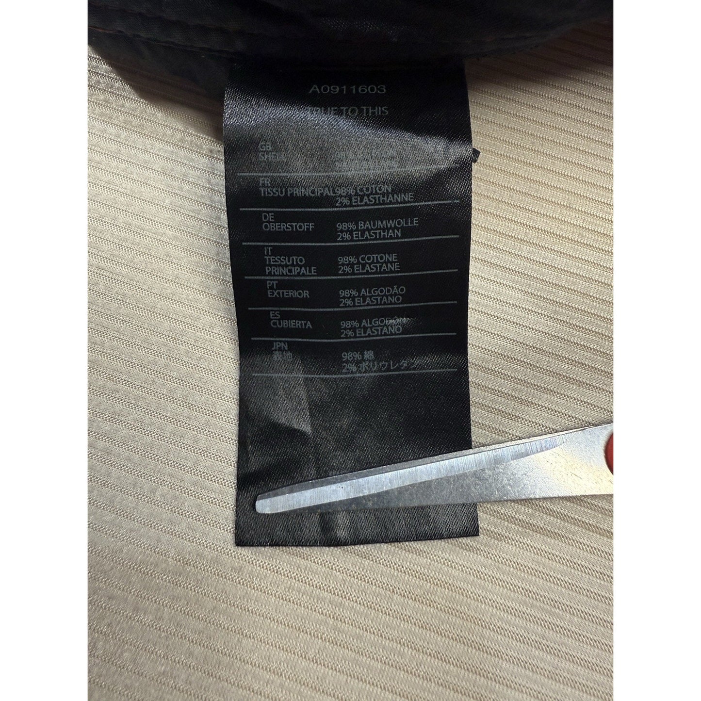 Volcom Men’s 33 Red Cotton Stretch Chino Shorts Casual Summer Skate Surf