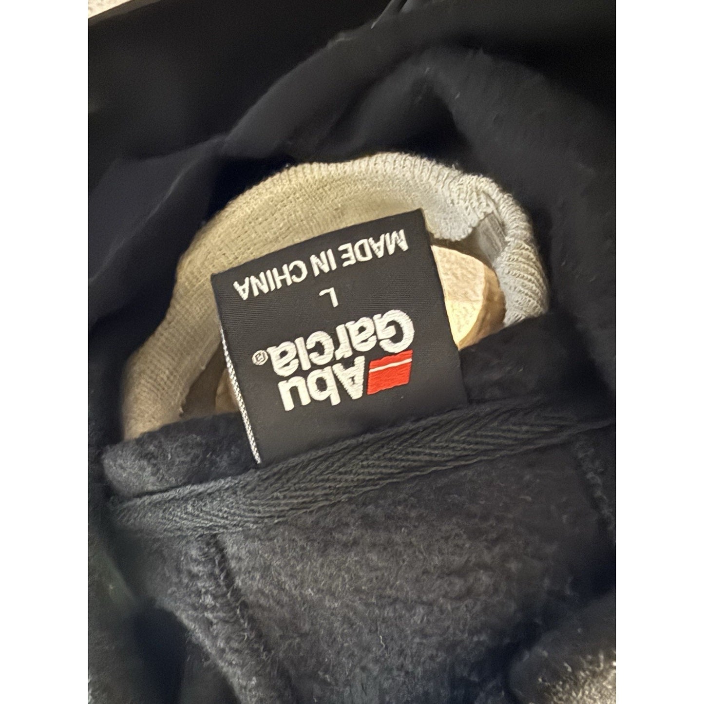 Abu Garcia Long Sleeve Fishing Jumper / Hoodie L Large- 1547034