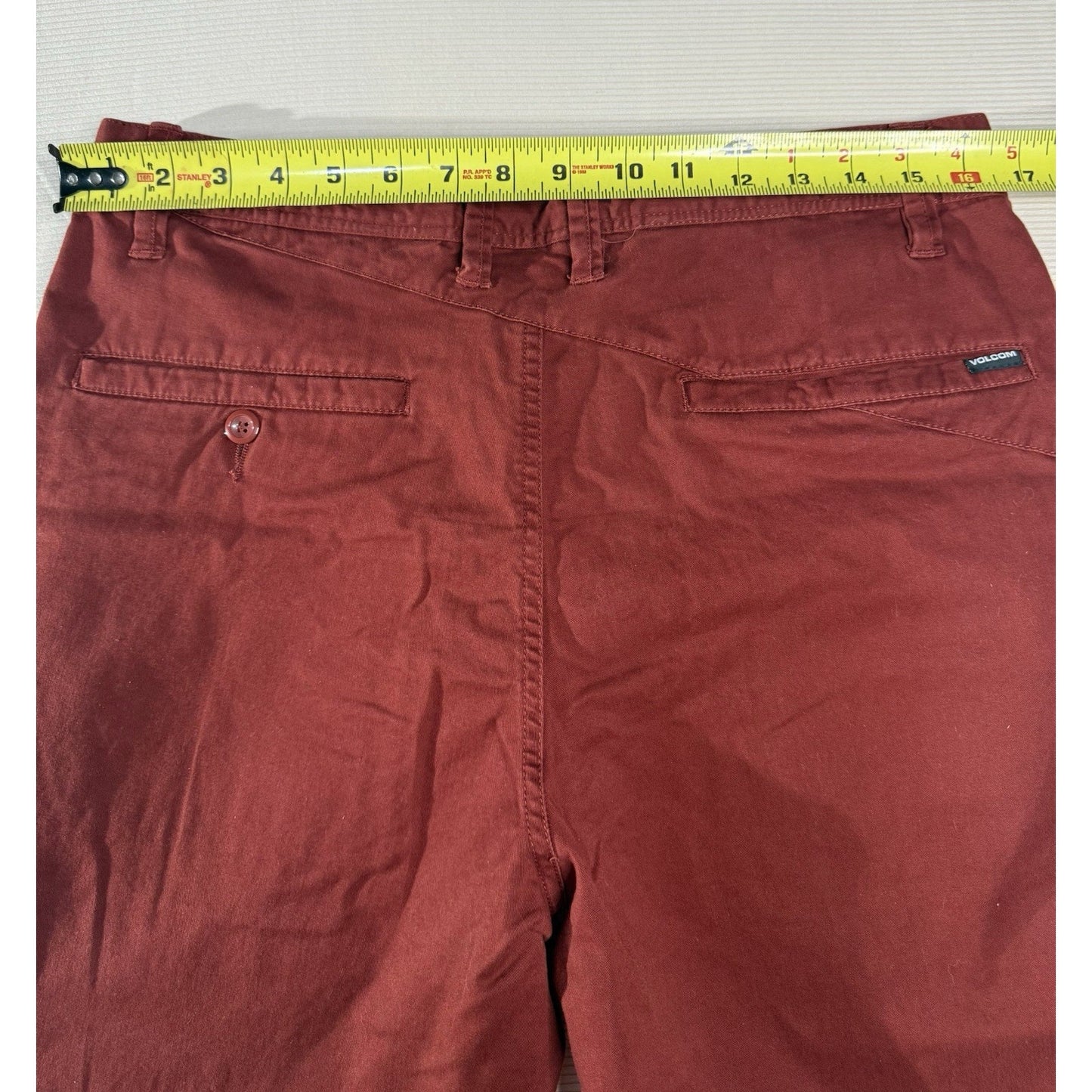 Volcom Men’s 33 Red Cotton Stretch Chino Shorts Casual Summer Skate Surf
