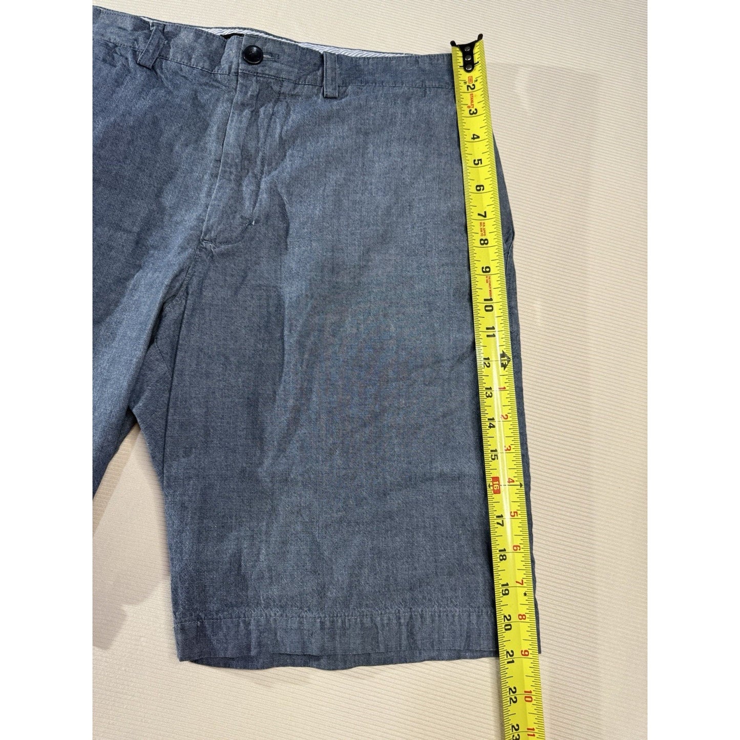 Banana Republic Men’s 34 Blue Chambray Cotton Shorts Casual Summer Classic