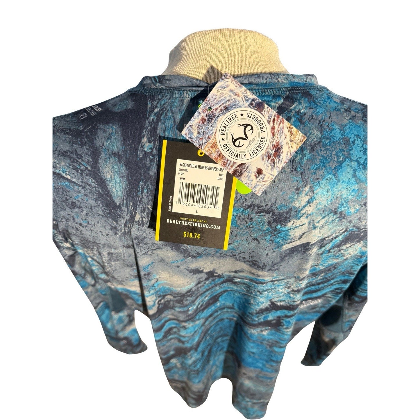 NWT Mens Realtree Wav3 Fishing Long Sleeve Blue Water Print Shirt Size L