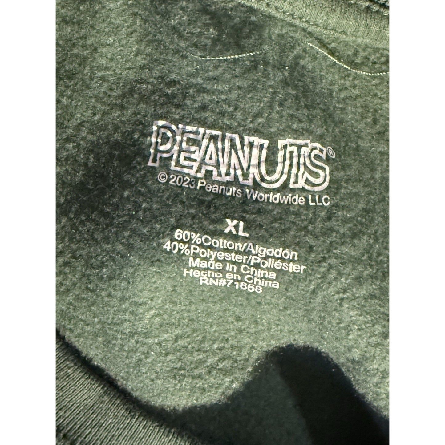 Peanuts Snoopy Candy Cane Christmas Sweatshirt Women’s XL Green Holiday 2023