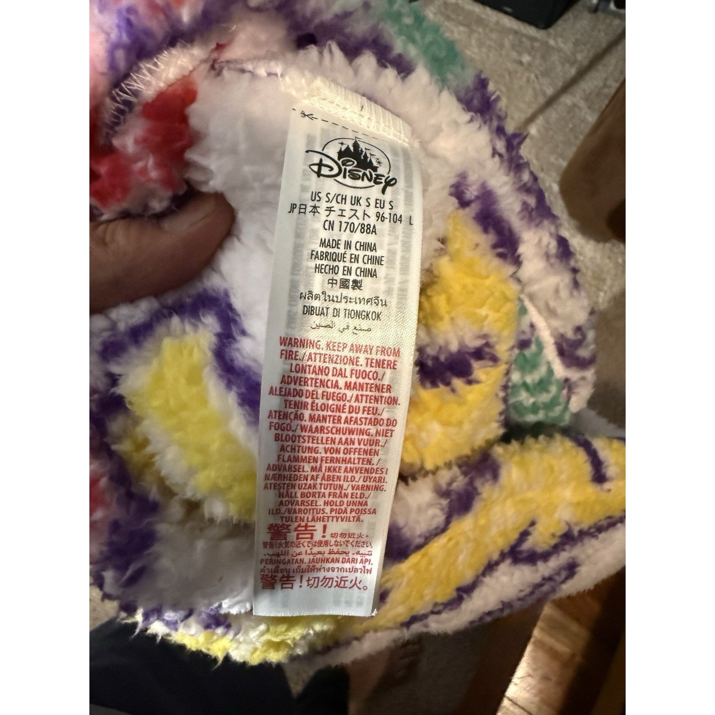 Disneyland Sherpa Fleece Sweatshirt Small Multicolor Logo Print Crewneck