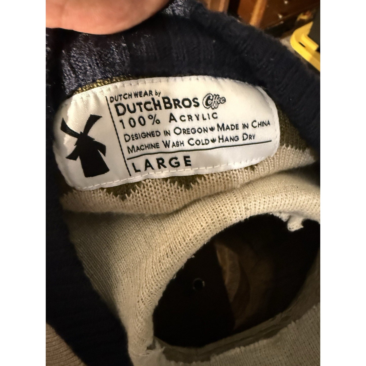 Dutch Bros Coffee Holiday Sweater Large Fair Isle Gold Blue Snowflake Knit